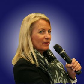 Simultaneous interpreter Margit Schuck
